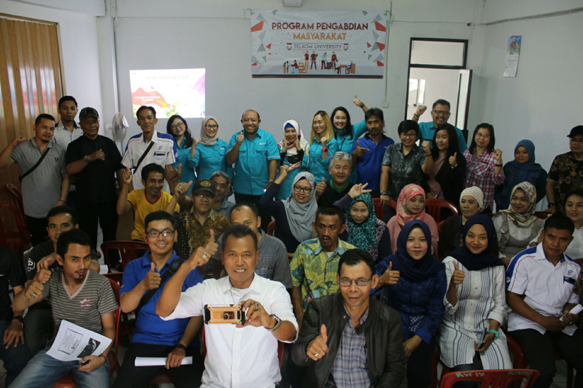 [:en]Pelatihan Administrasi Pembukuan Bagi Stakeholder Pasar Tradisional Di Batujajar, Kabupaten Bandung Barat[:]